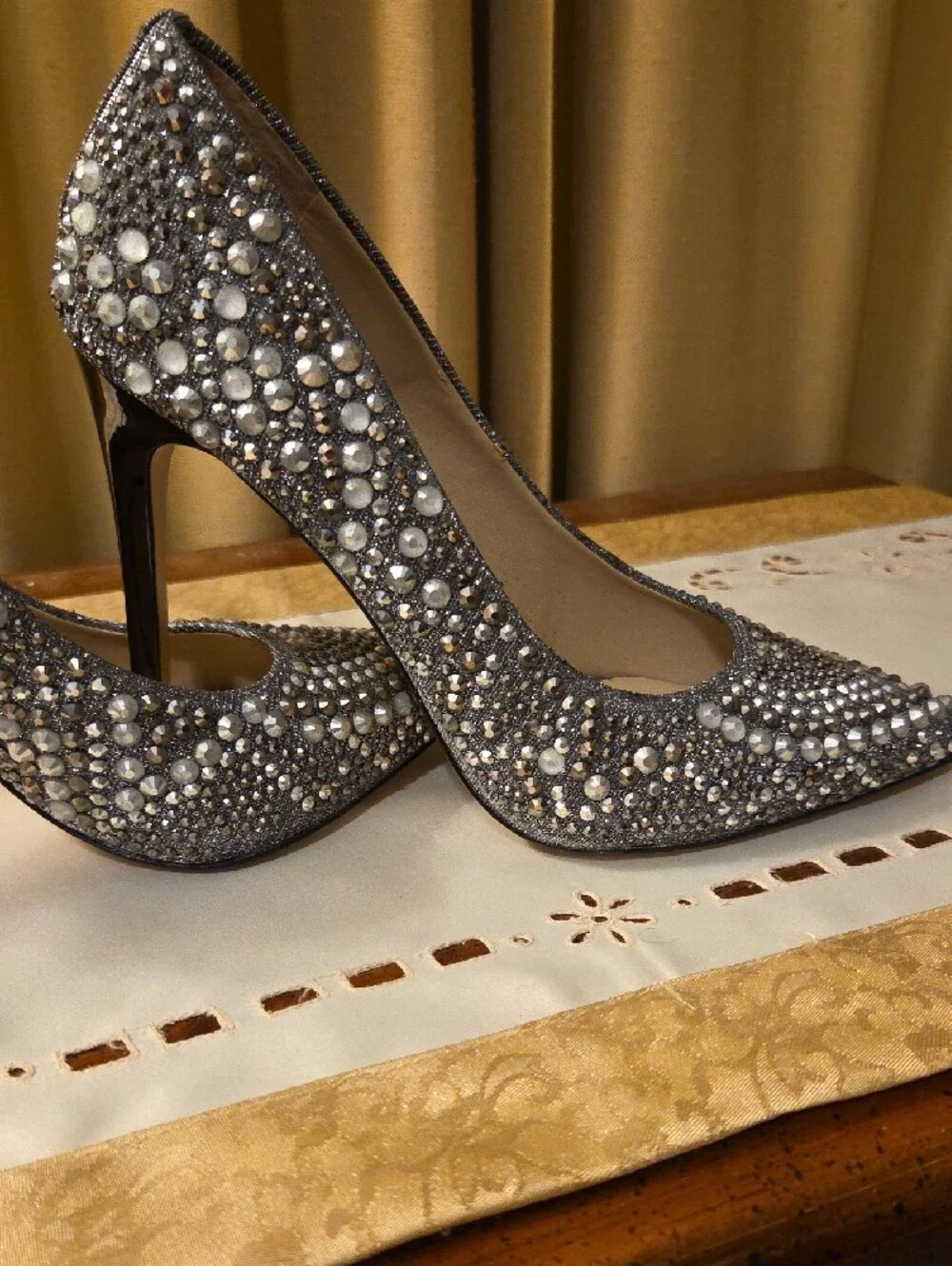 GIANNI BINI- Embellished Silver Crystal Pointed-Toe Pumps W/ Black Heel